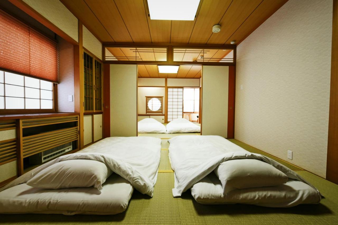 Hostel PLEASURE MARUYAMA Sapporo Eksteriør billede