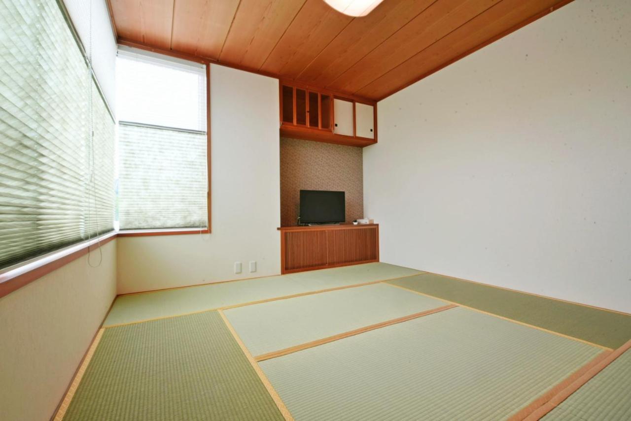 Hostel PLEASURE MARUYAMA Sapporo Eksteriør billede