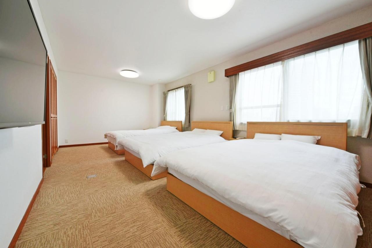Hostel PLEASURE MARUYAMA Sapporo Eksteriør billede